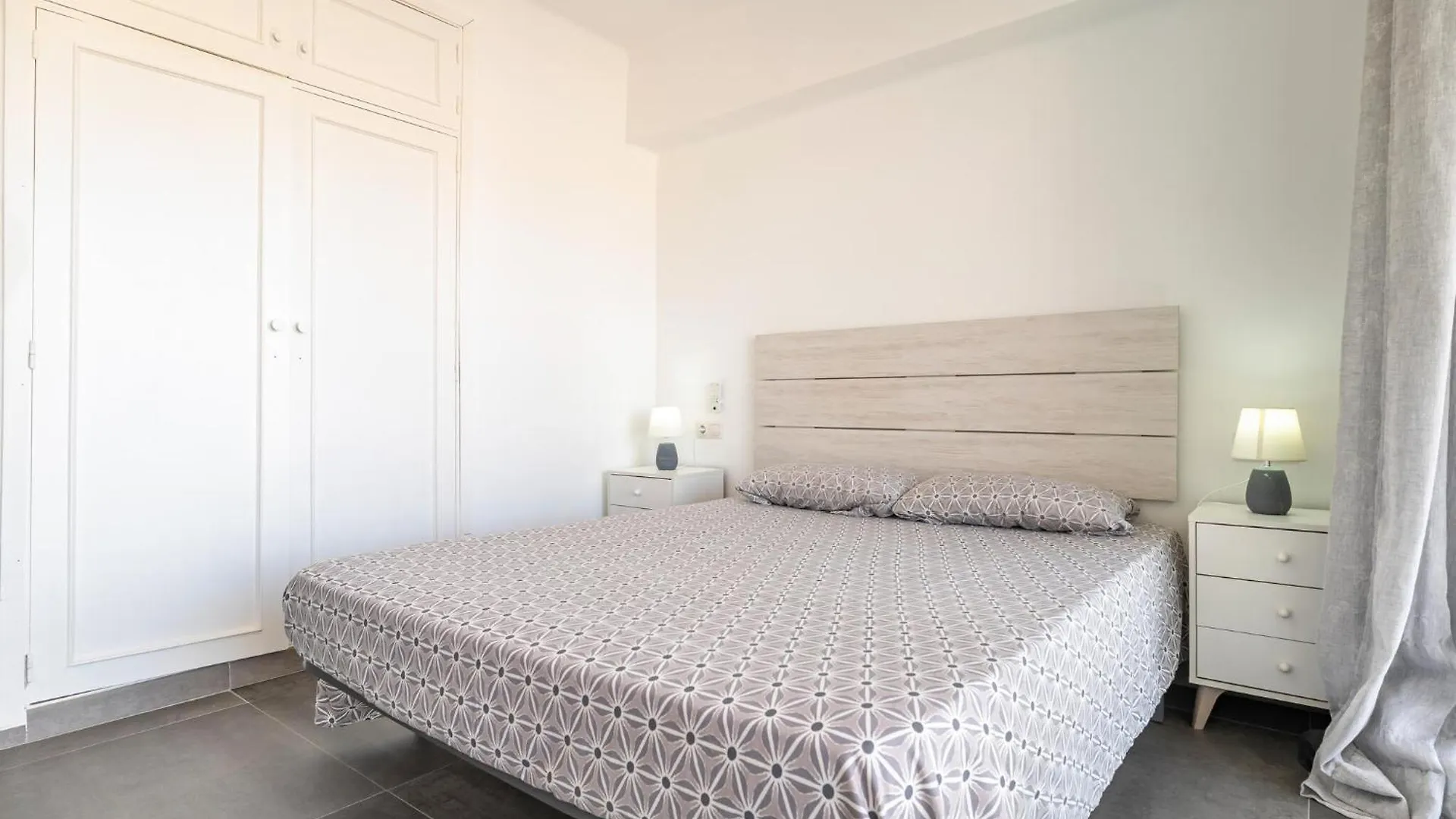 Gorgeous Apartment In Aguadulce With Kitchen